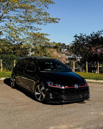 VOLKSWAGEN GOLF 2.0 350 TSI GASOLINA GTI DSG VOLKSWAGEN GOLF 2.0 350 TSI GASOLINA GTI DSG